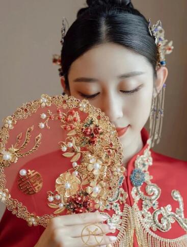 太原亞美風尚美學研學社的新娘跟妝師怎么樣?多少錢?